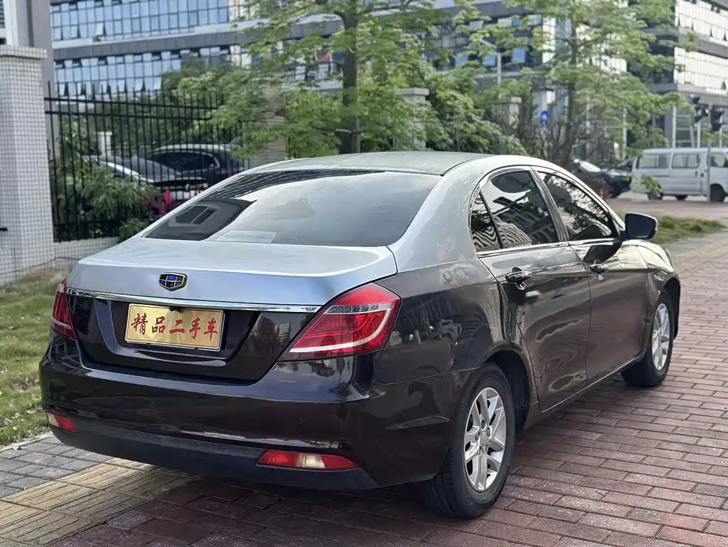 Geely Emgrand — миниатюра 3