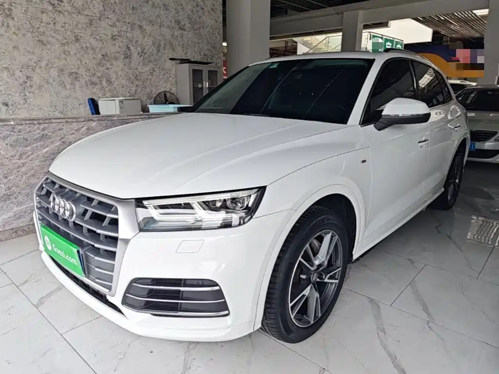 Audi Q5L — миниатюра 2