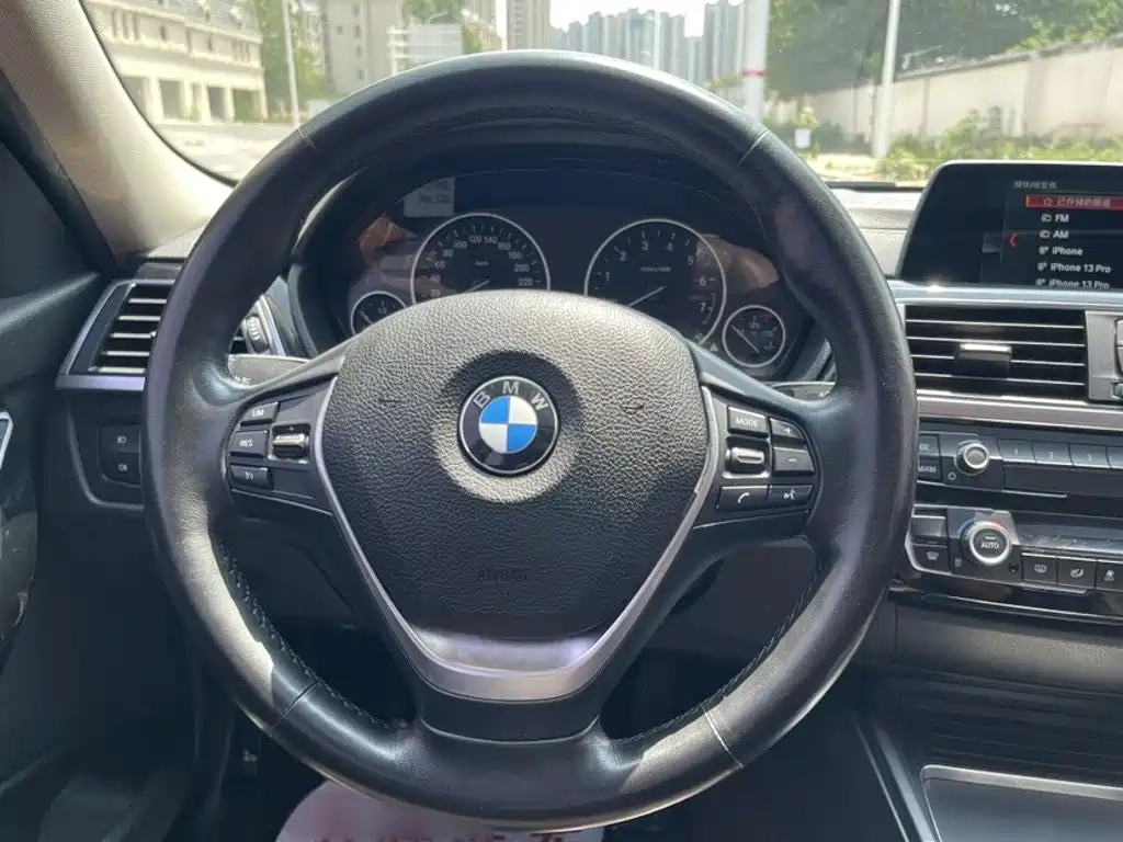 BMW 3 Series — миниатюра 14