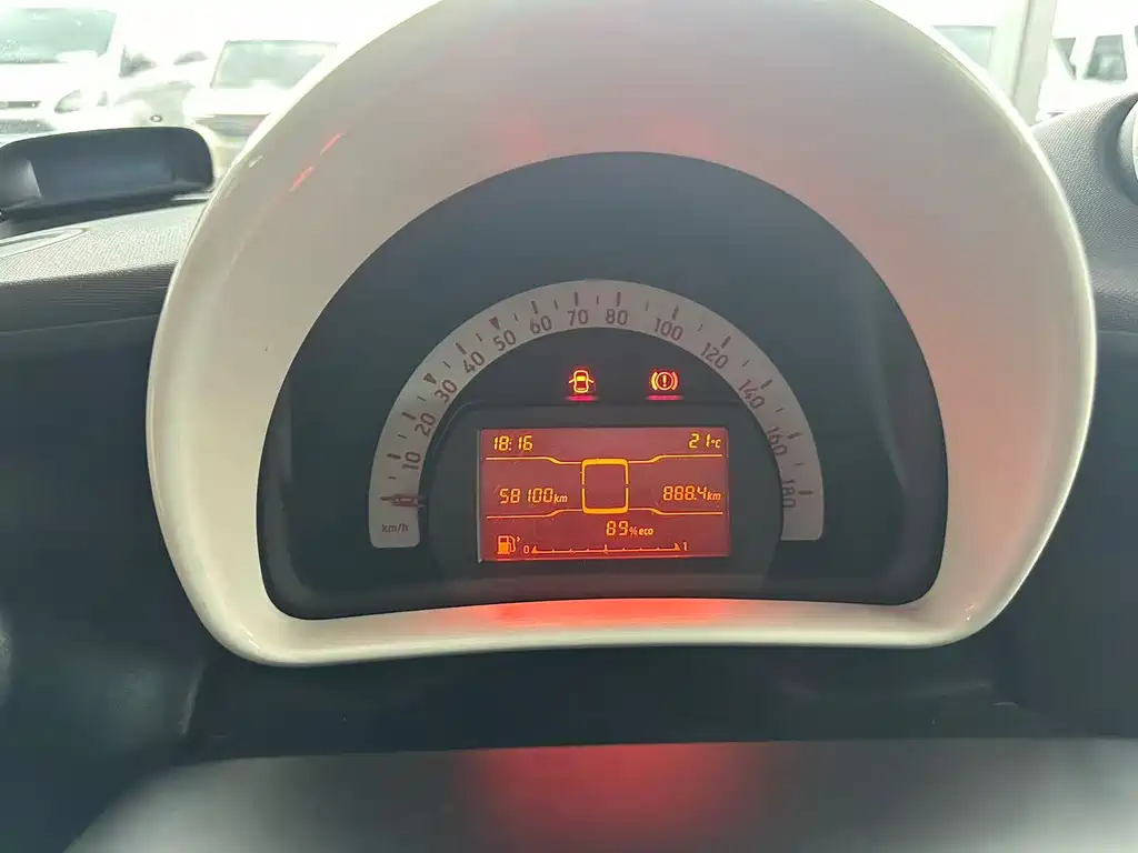smart Smart Fortwo — миниатюра 9