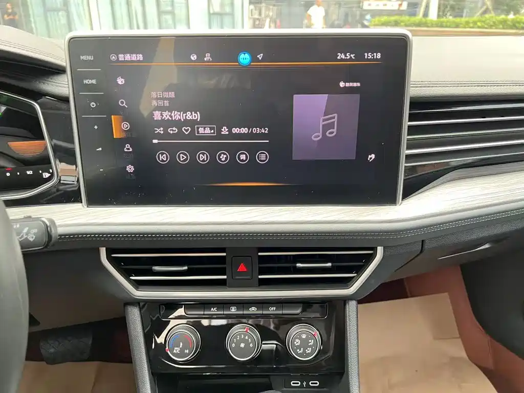 Volkswagen Sagitar — миниатюра 13