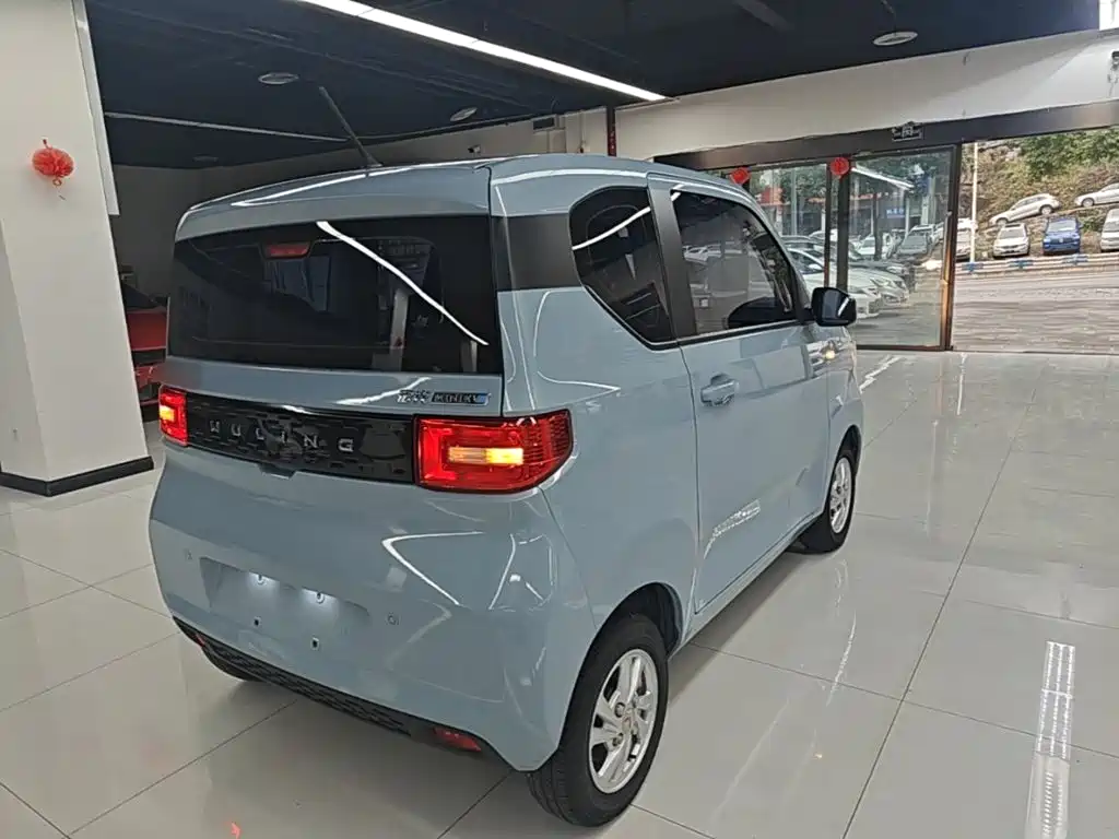 Wuling MINIEV — миниатюра 7