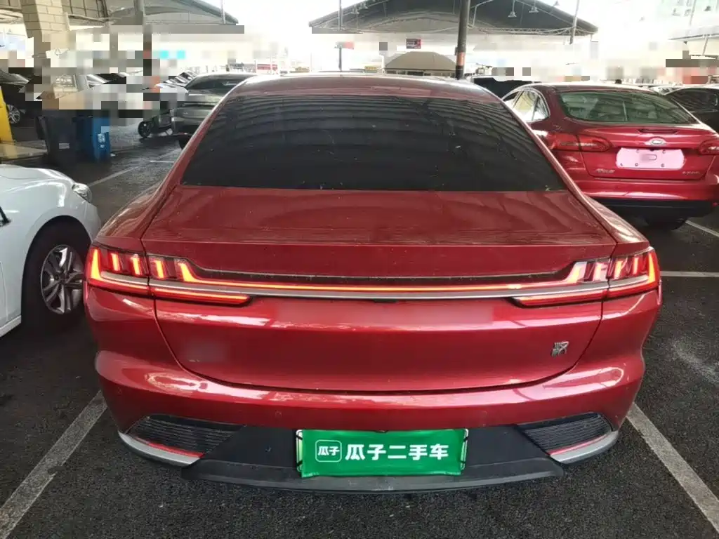 BYD Han — миниатюра 6
