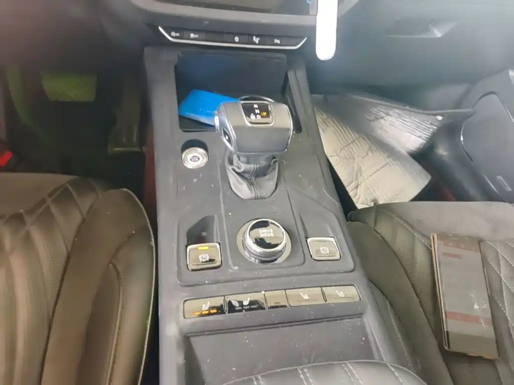 Hongqi Hongqi HS5 — миниатюра 14