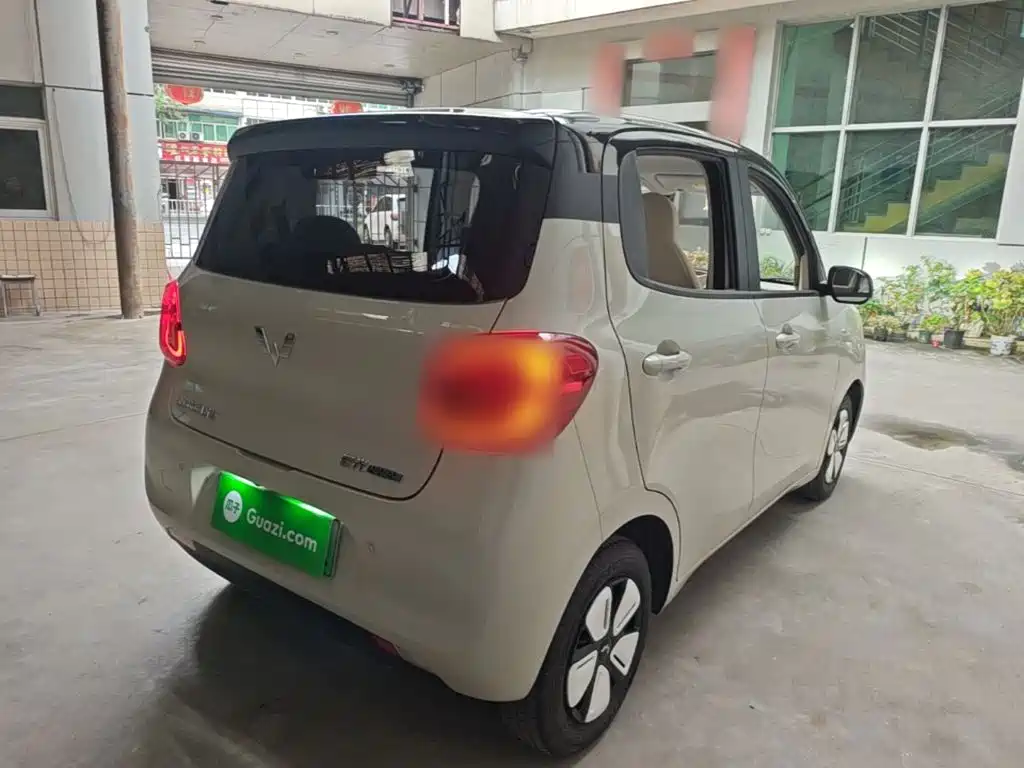 Wuling MINIEV — миниатюра 7