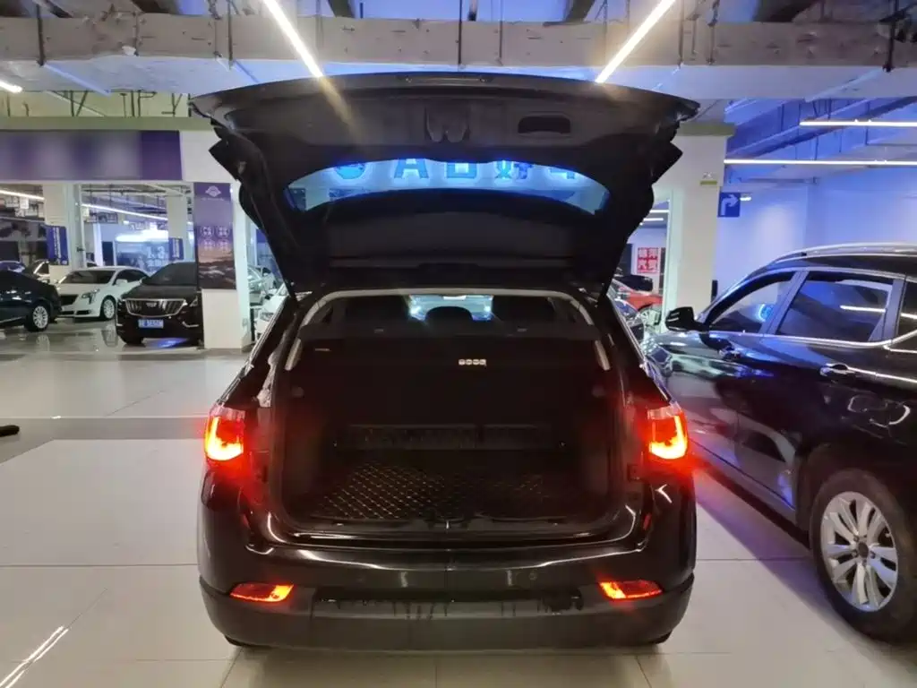 Jeep Compass — миниатюра 19