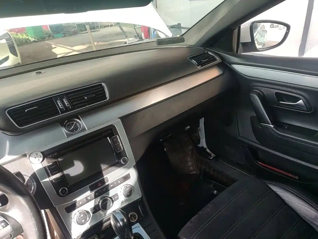 Volkswagen CC — миниатюра 13