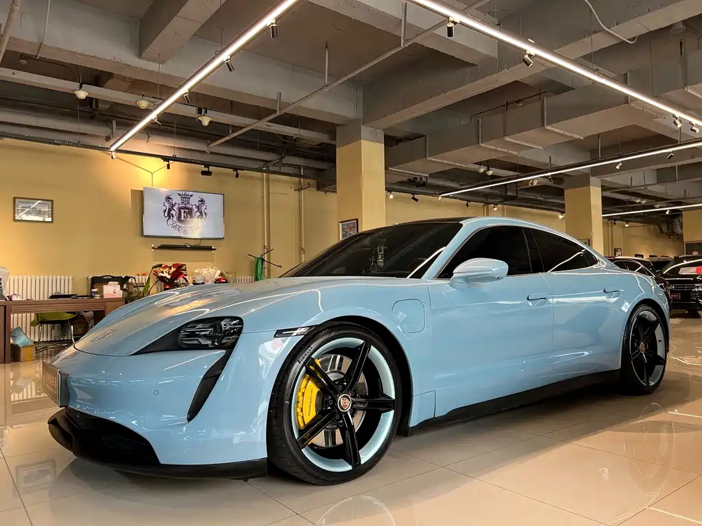 Porsche Taycan