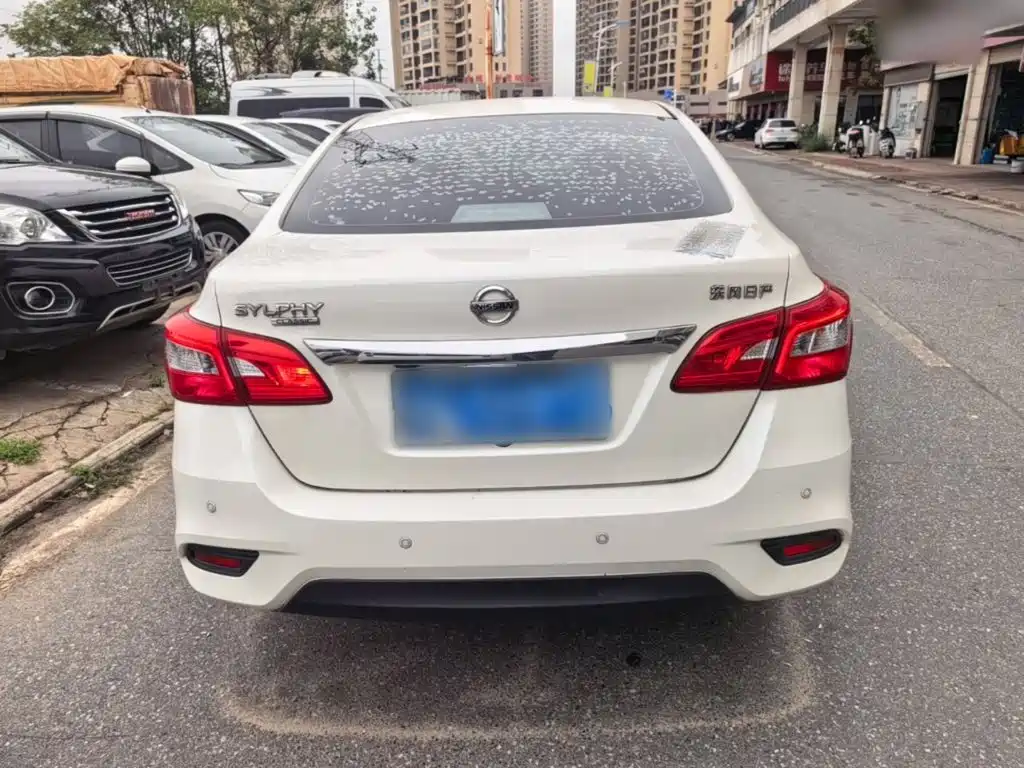 Nissan Sylphy — миниатюра 6