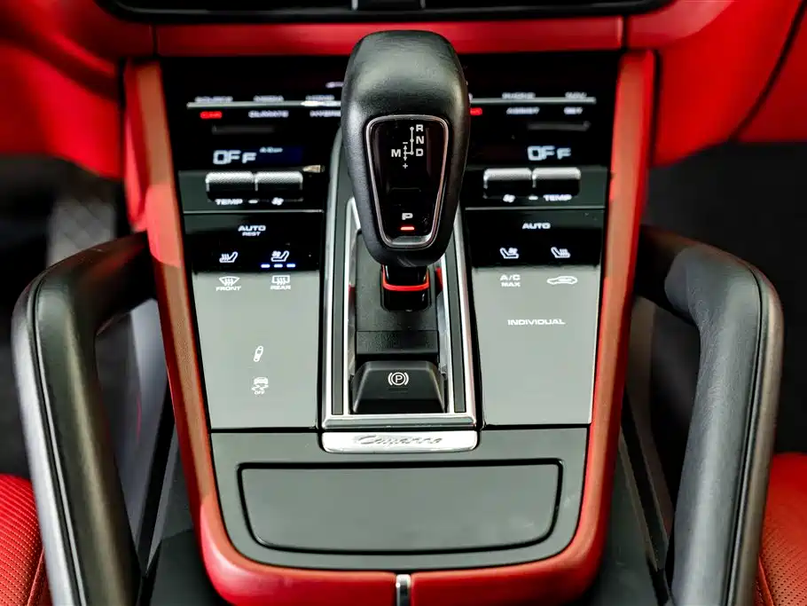Porsche Cayenne Hybrid — миниатюра 15