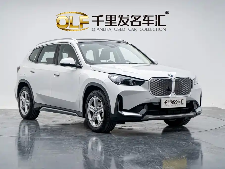 BMW iX1 — миниатюра 5