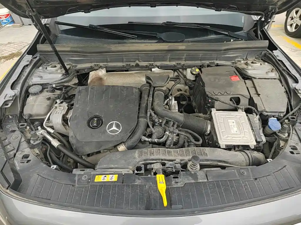 Mercedes-Benz GLB — миниатюра 20