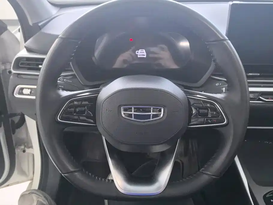 Geely Emgrand — миниатюра 15
