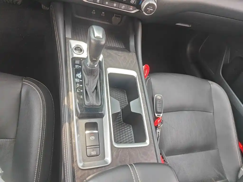 Nissan Teana — миниатюра 14