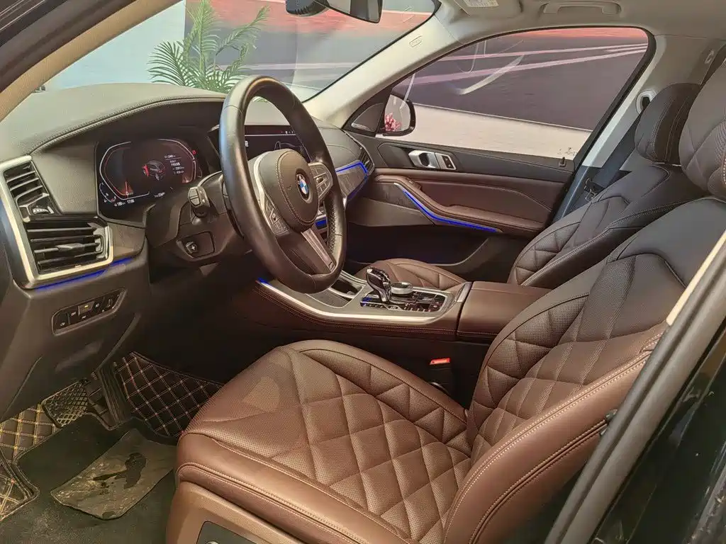 BMW X5 — миниатюра 7