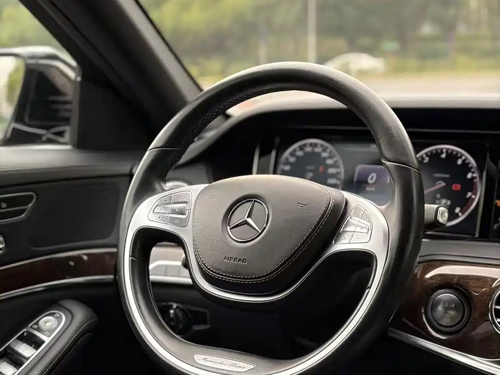 Mercedes-Benz S-Class — миниатюра 9