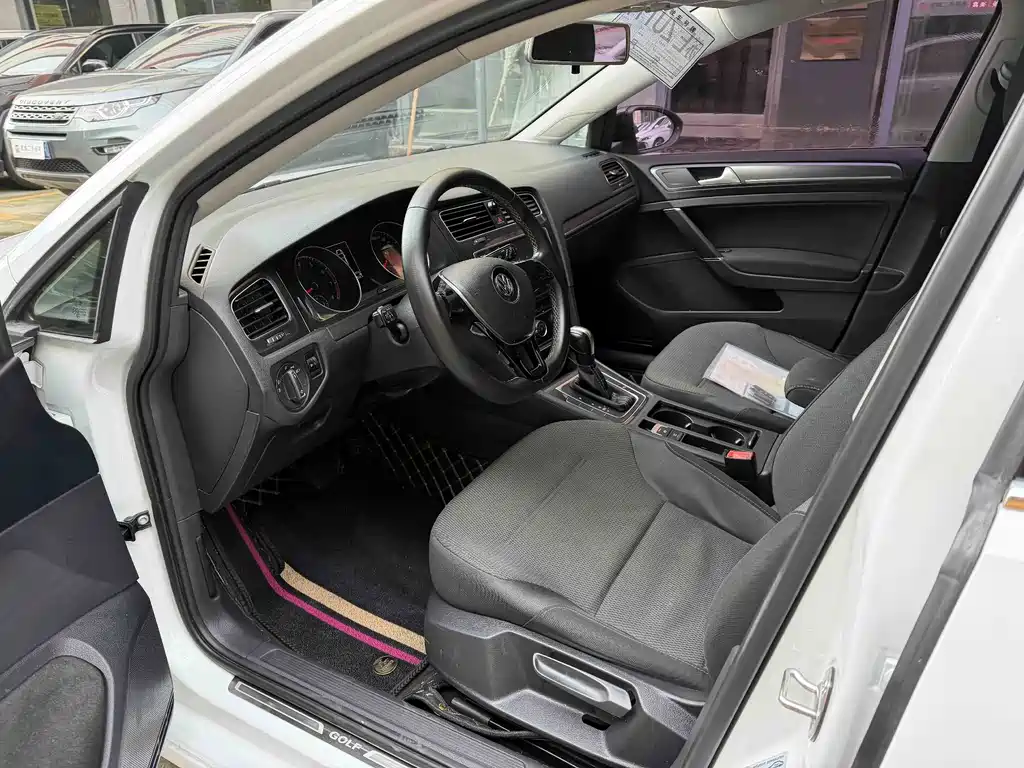 Volkswagen Golf — миниатюра 7