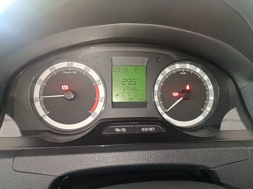 Skoda Rapid — миниатюра 12