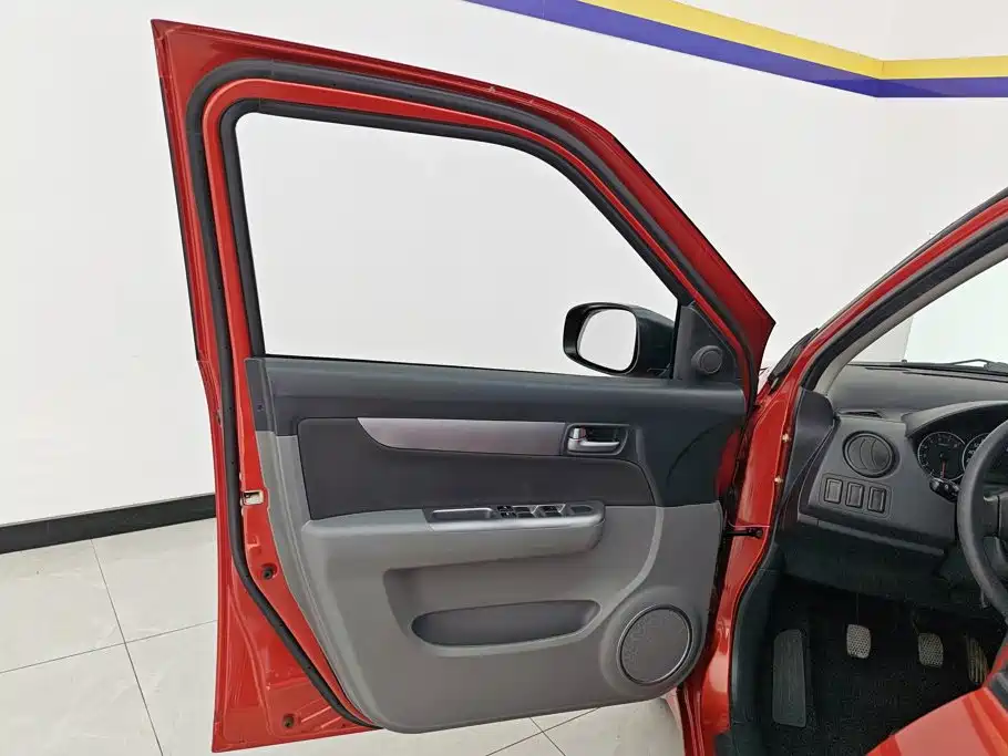 Suzuki Swift — миниатюра 7