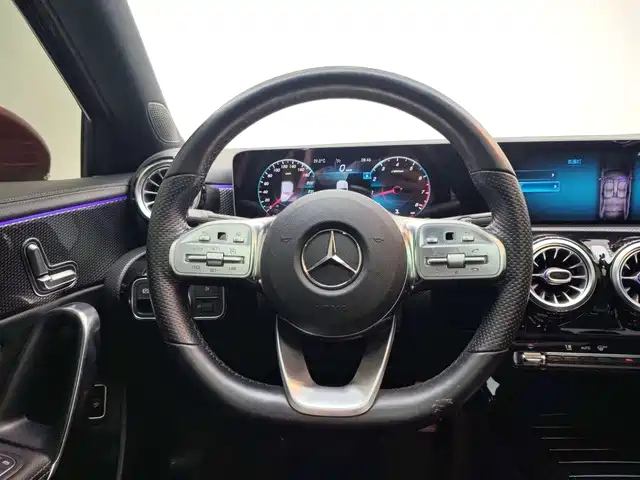 Mercedes-Benz A-Class — миниатюра 10