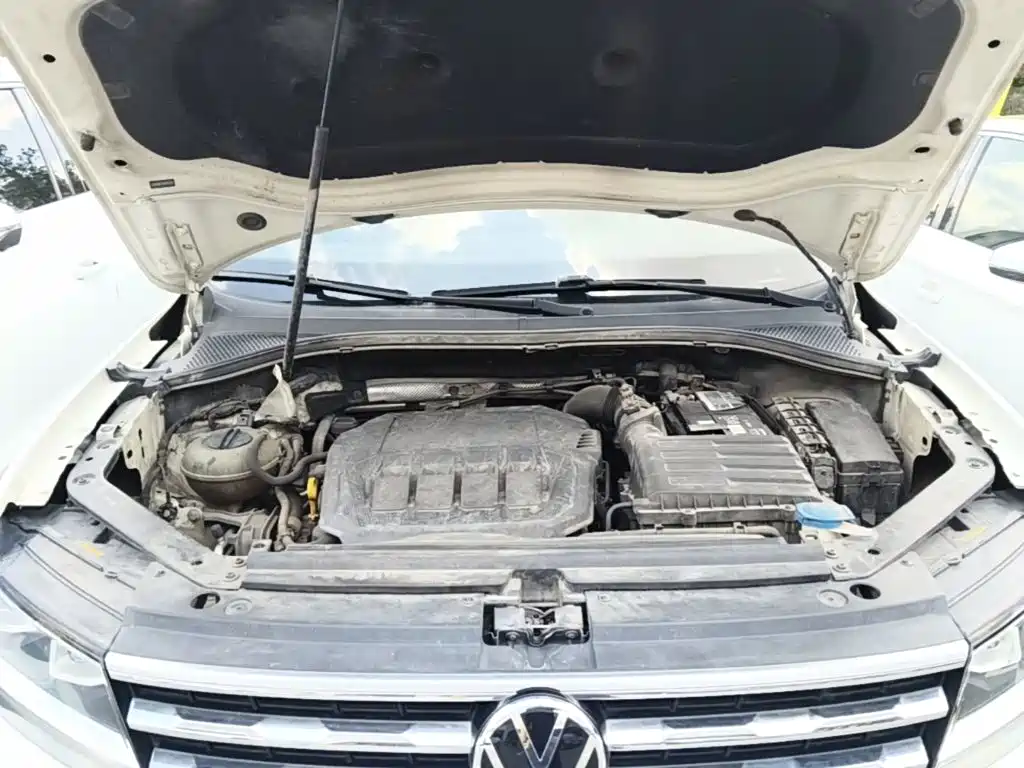 Volkswagen Tiguan L — миниатюра 25