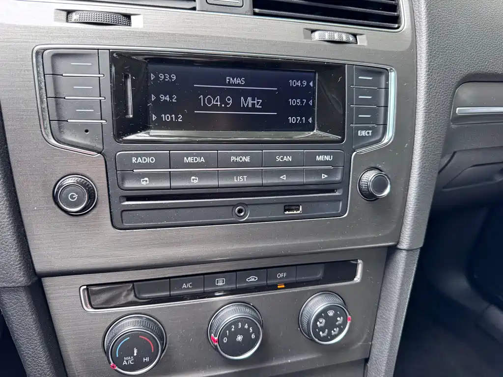 Volkswagen Golf — миниатюра 19