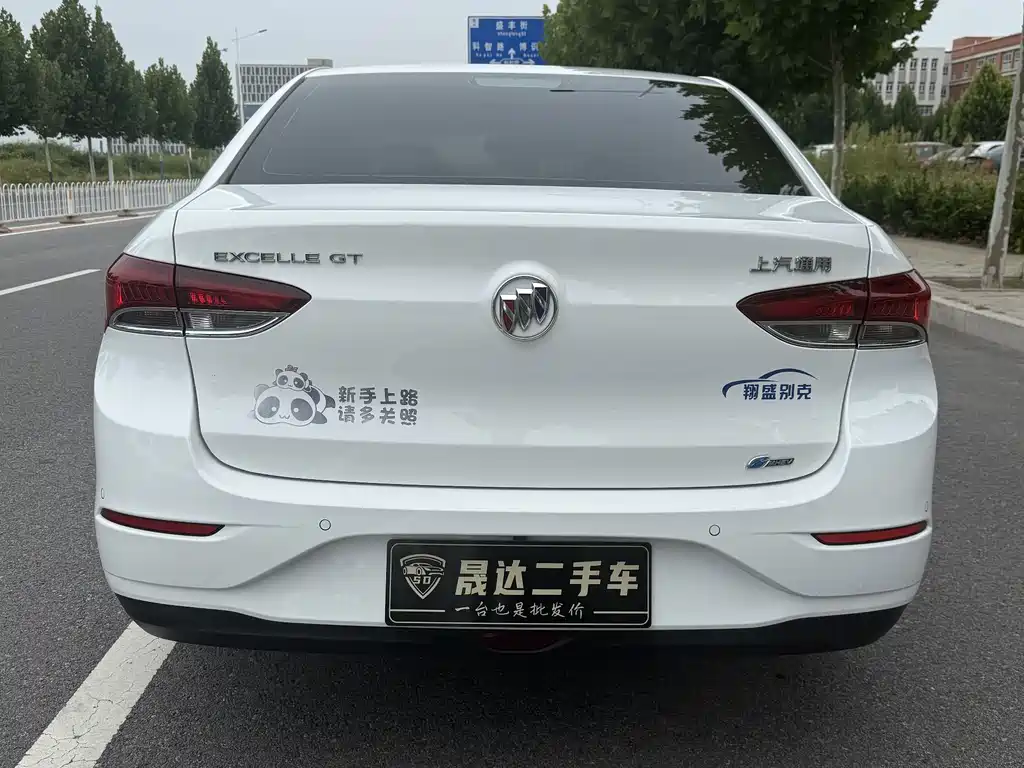 Buick Excelle — миниатюра 8