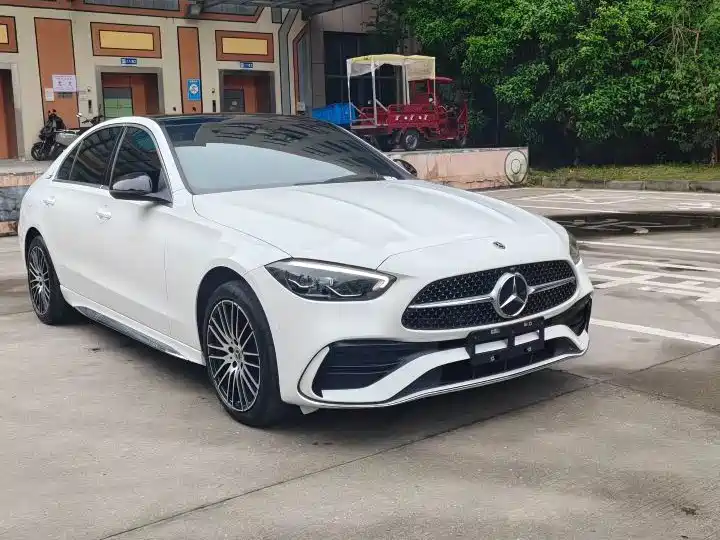 Mercedes-Benz C-Class — миниатюра 3