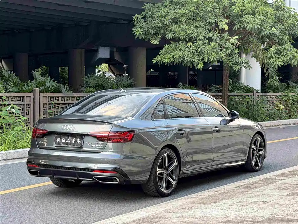 Audi A4L — миниатюра 4