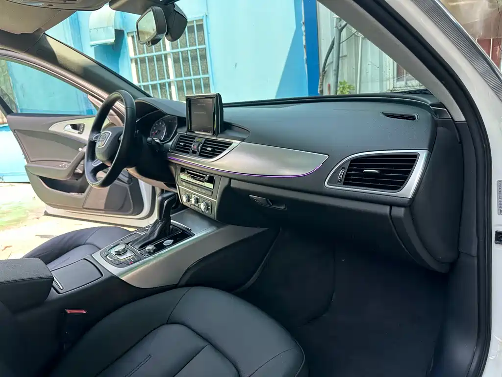 Audi A6L — миниатюра 16