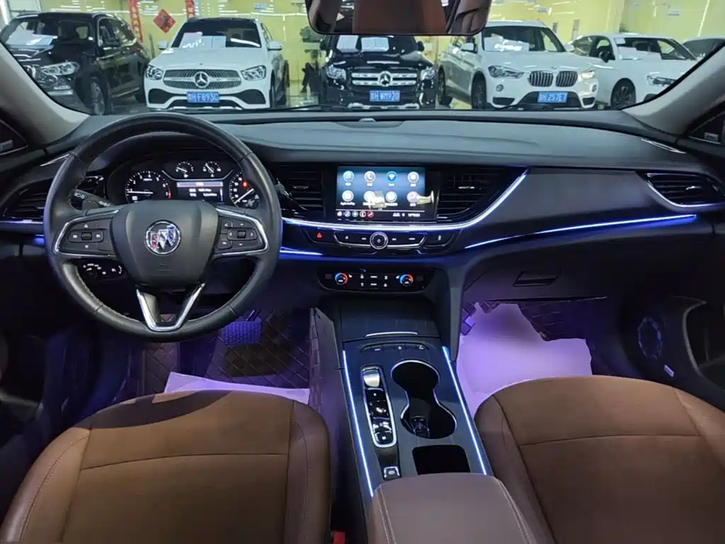 Buick Regal — миниатюра 10