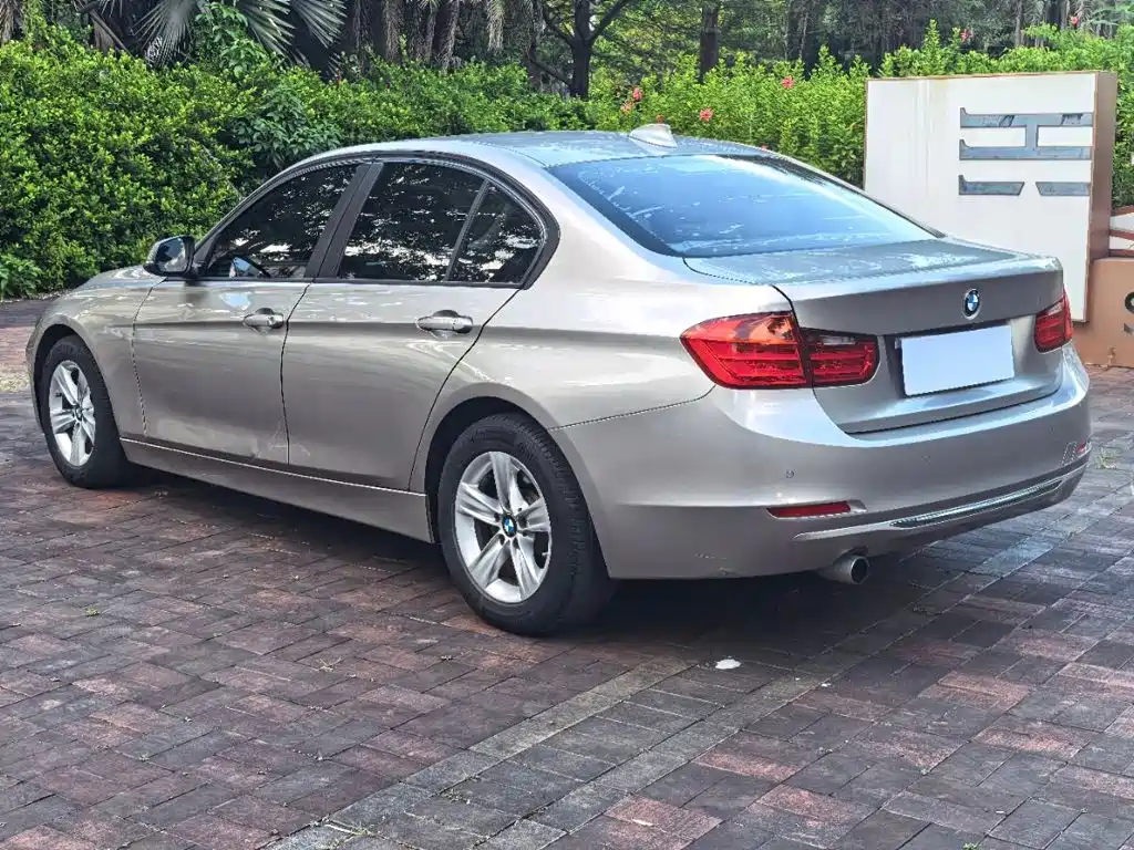 BMW 3 Series — миниатюра 9