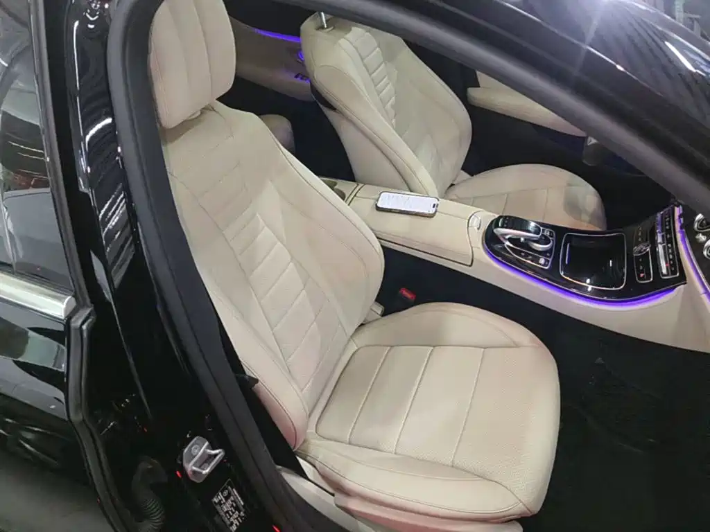 Mercedes-Benz E-Class — миниатюра 25