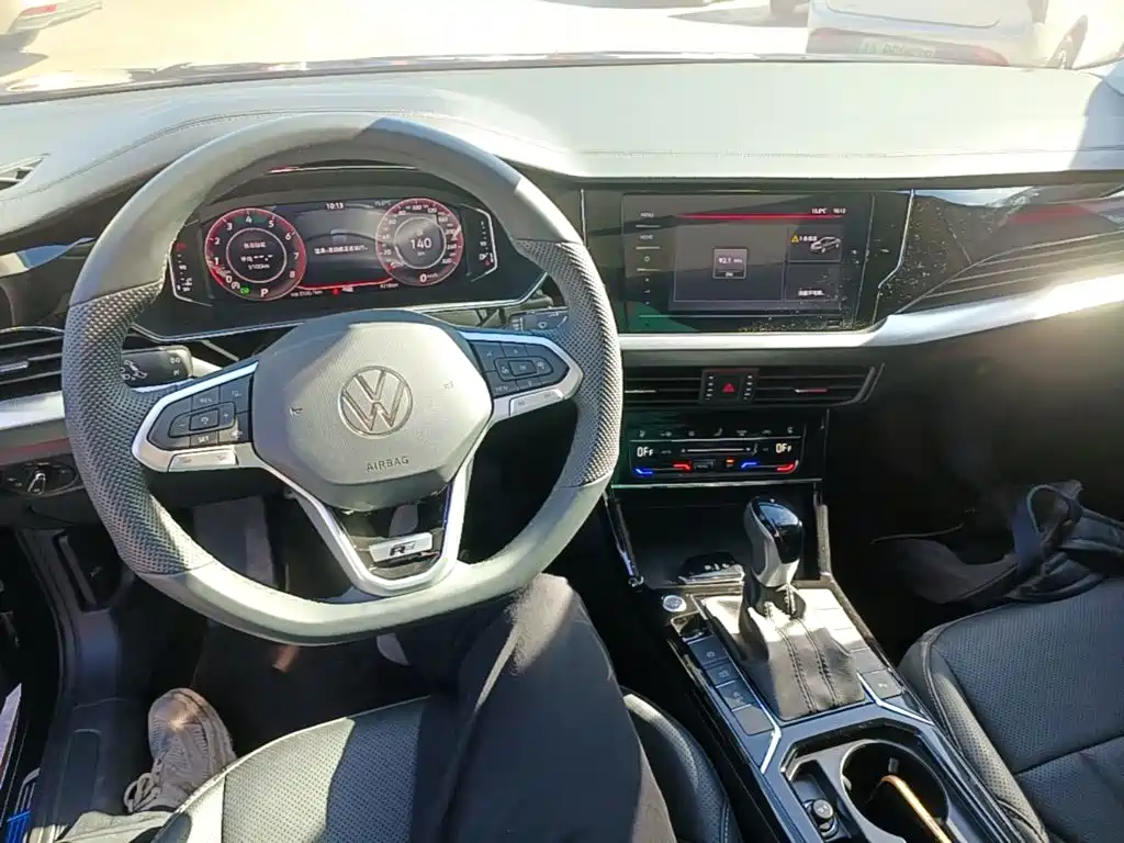 Volkswagen Passat — миниатюра 10
