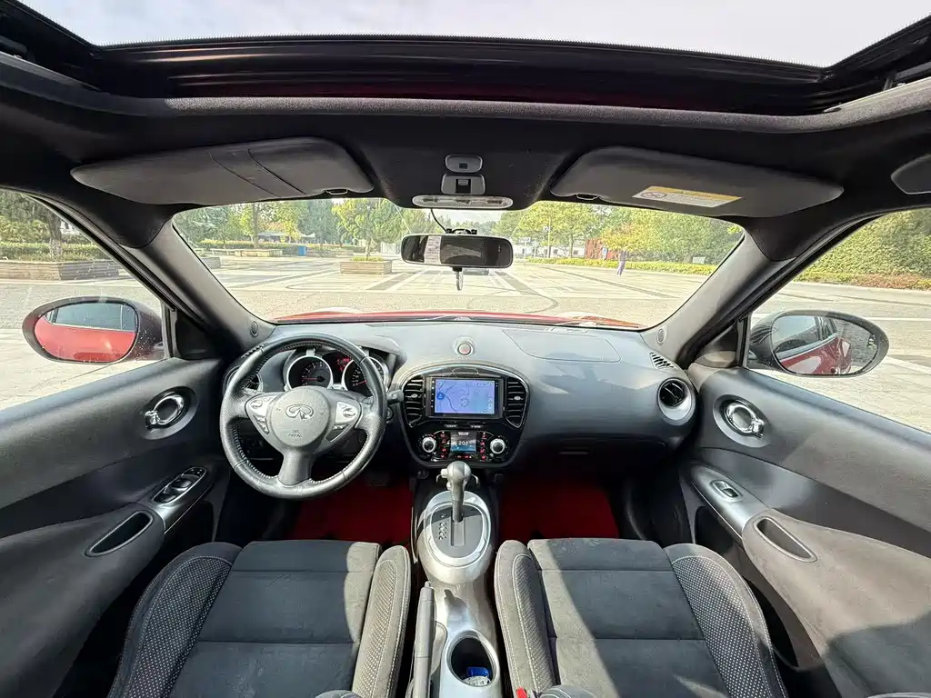 Infiniti ESQ — миниатюра 5