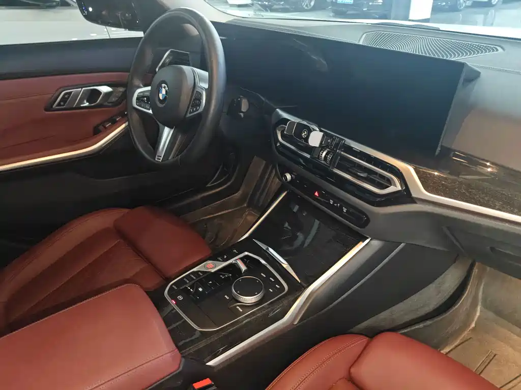 BMW 3 Series — миниатюра 19