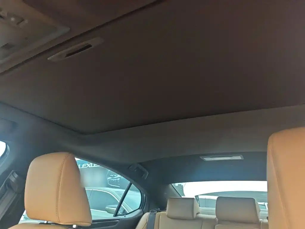 Lexus ES — миниатюра 18