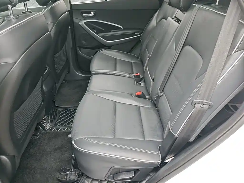 Hyundai Santa Fe — миниатюра 17