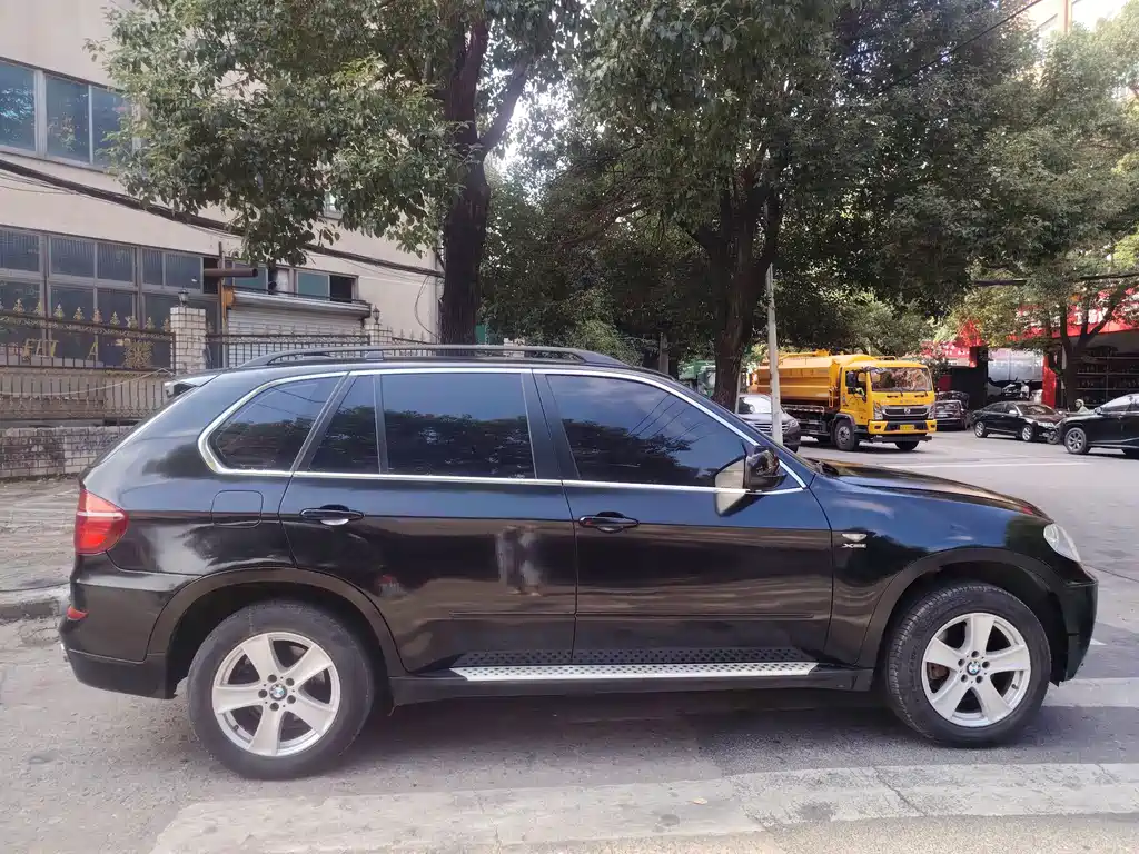 BMW X5 (Import) — миниатюра 9