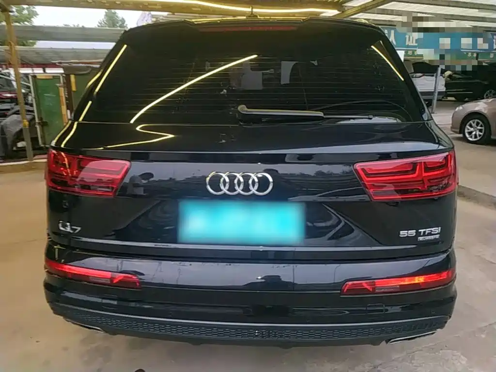 Audi Q7 — миниатюра 6