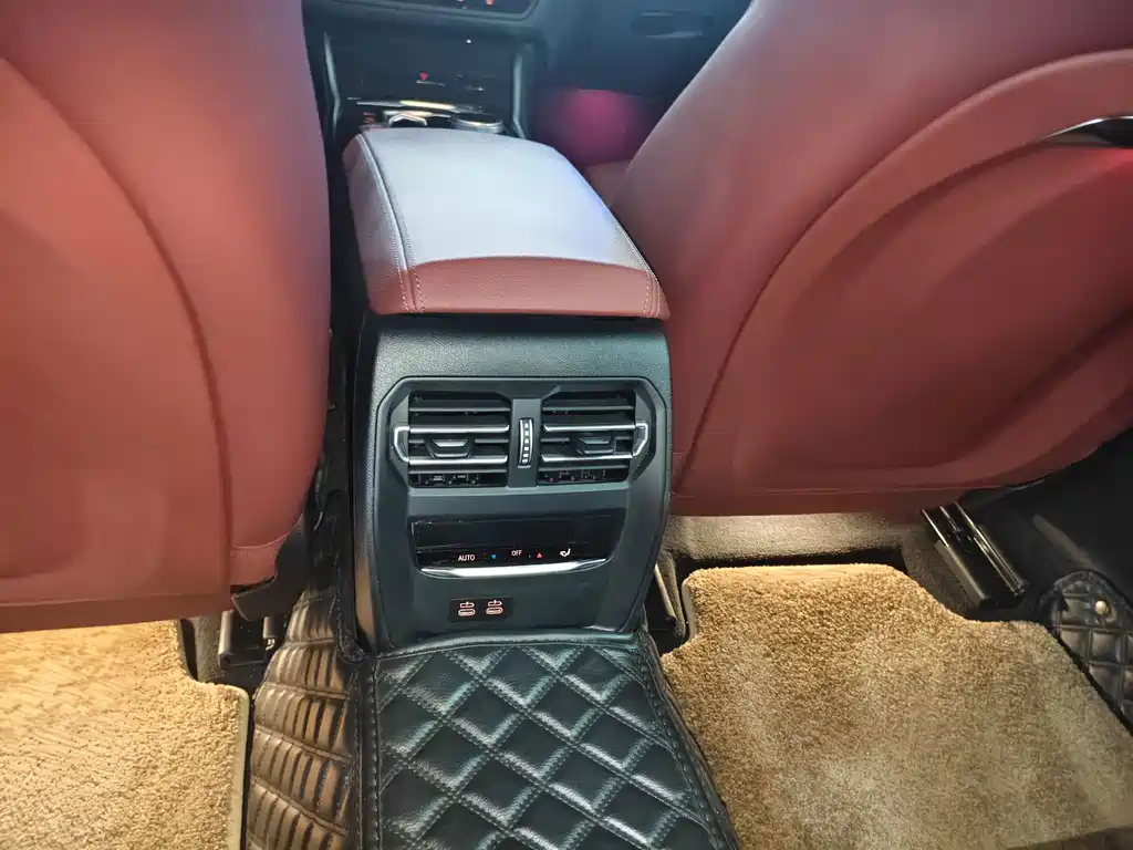 BMW 3 Series — миниатюра 10