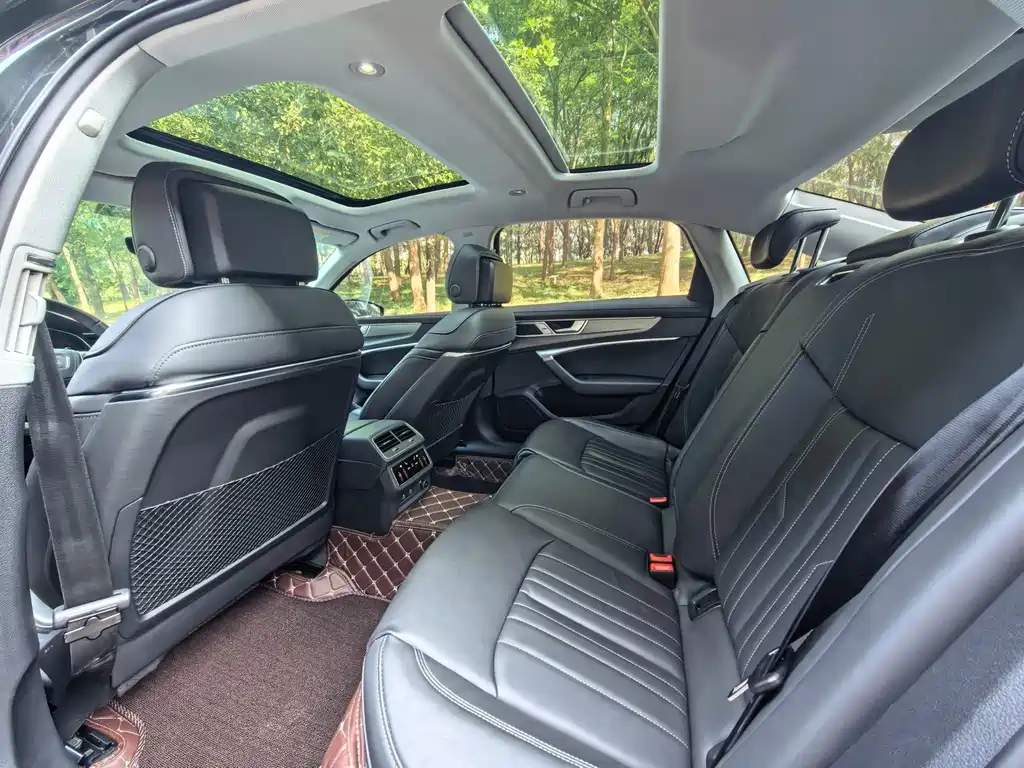Audi A6L — миниатюра 7