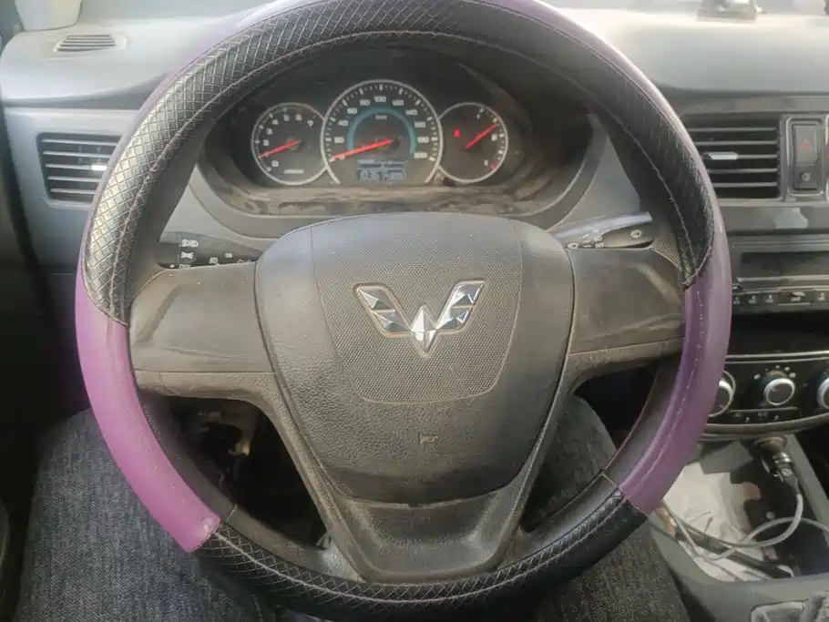 Wuling Rongguang V — миниатюра 15