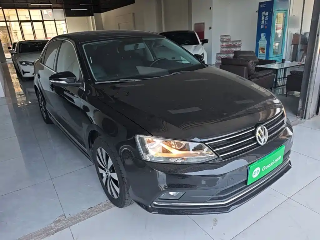 Volkswagen Sagitar — миниатюра 4