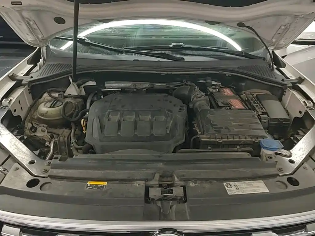 Volkswagen Tiguan L — миниатюра 20