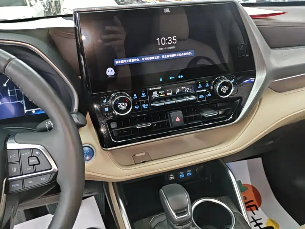 Toyota Highlander — миниатюра 13