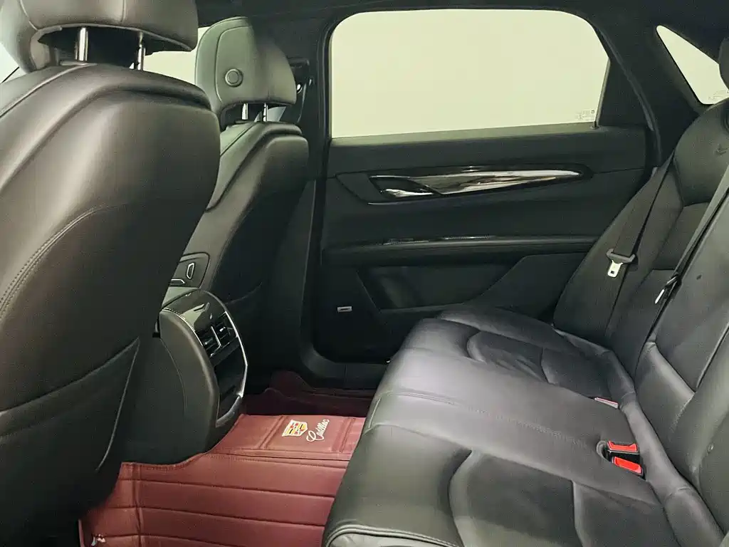 Cadillac CT6 — миниатюра 10