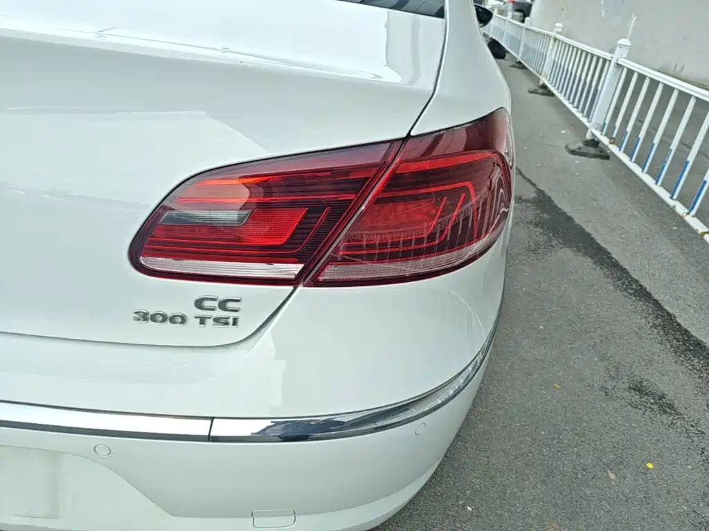 Volkswagen CC — миниатюра 8