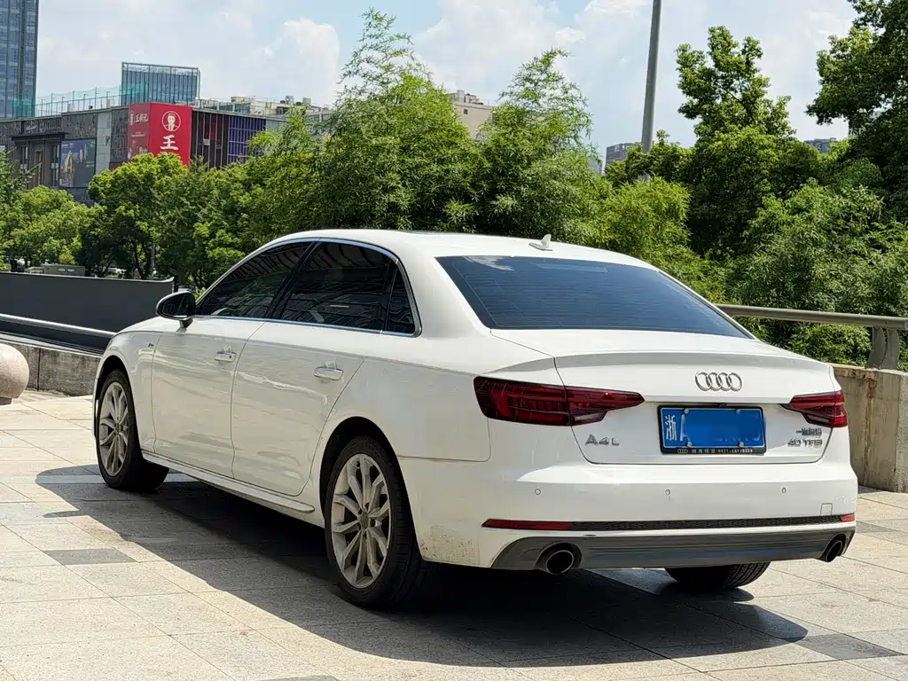 Audi A4L — миниатюра 6