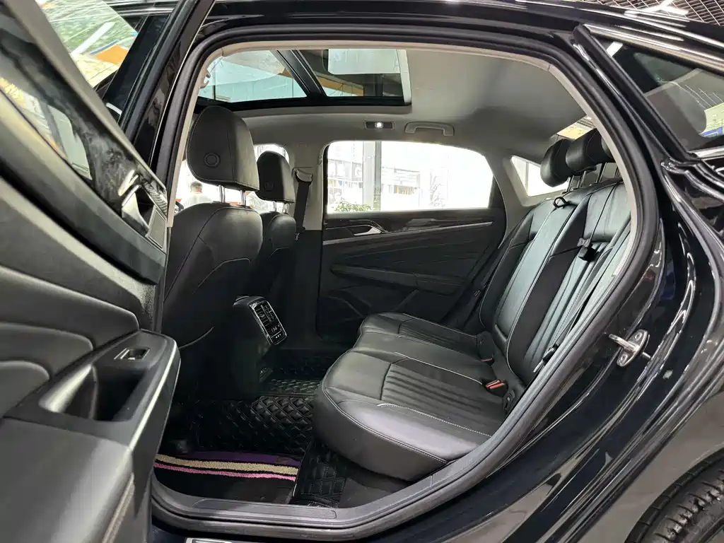 Volkswagen Passat — миниатюра 12